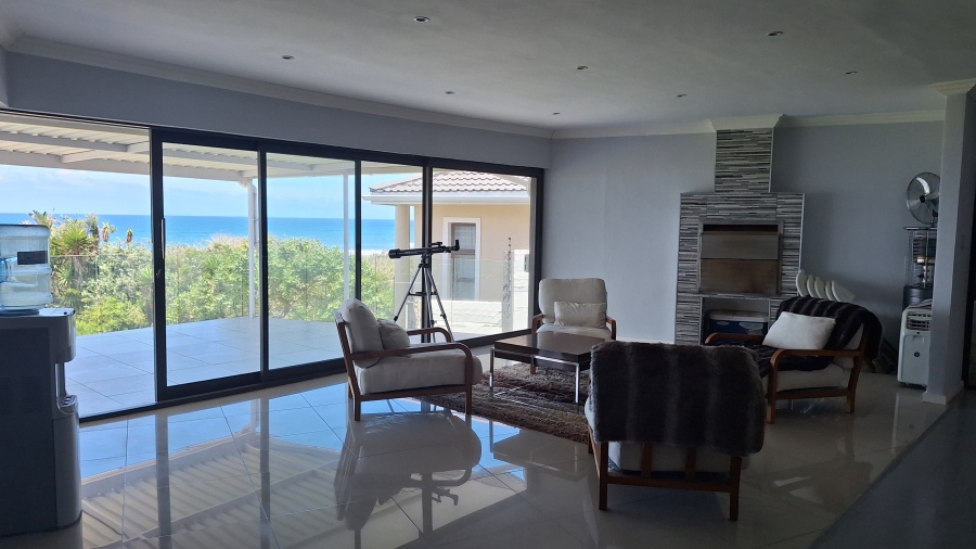 4 Bedroom Property for Sale in Gonubie Eastern Cape